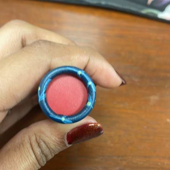 Rouge Color Lipstick - Picture 4 of 4